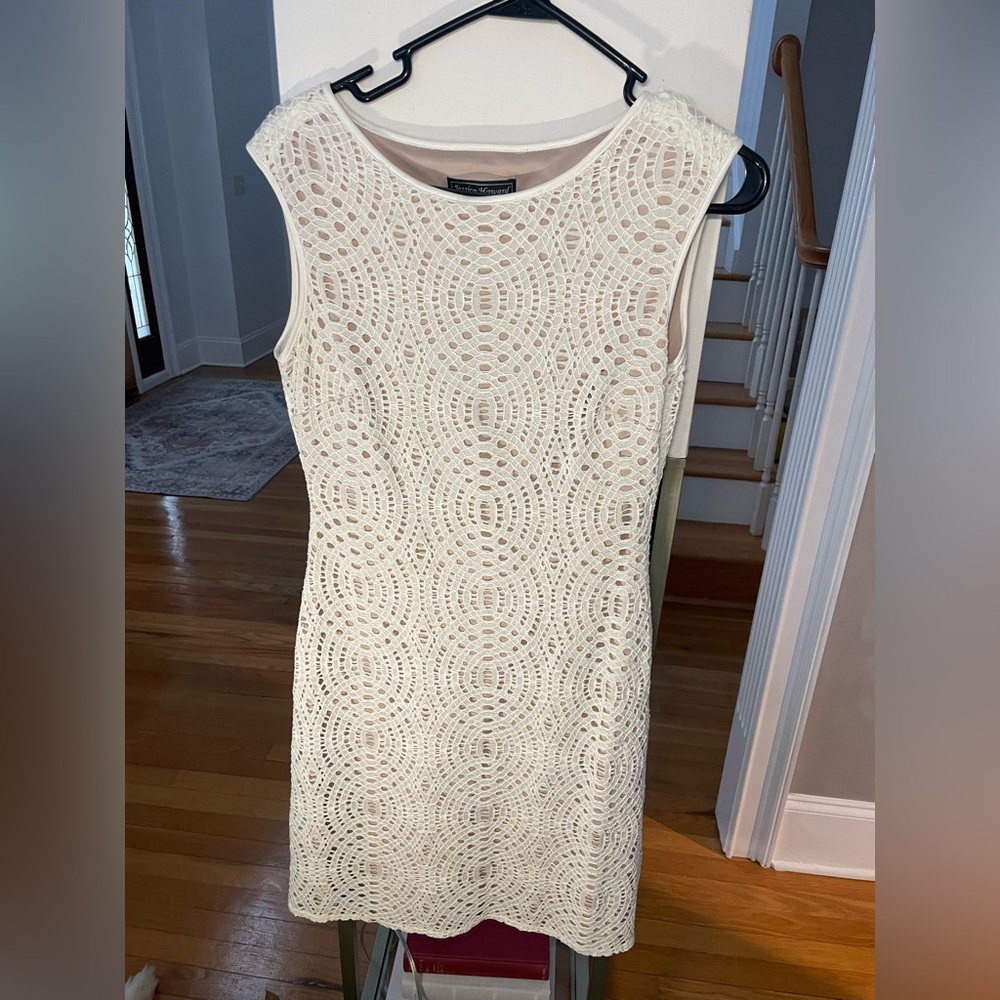 Jessica Howard Sleeveless Scoop Neck White Lace Shell Oat Tan Lining Body-con 4